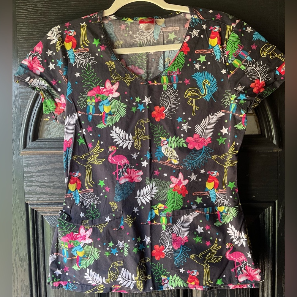 Tropical Birds Scrub Top